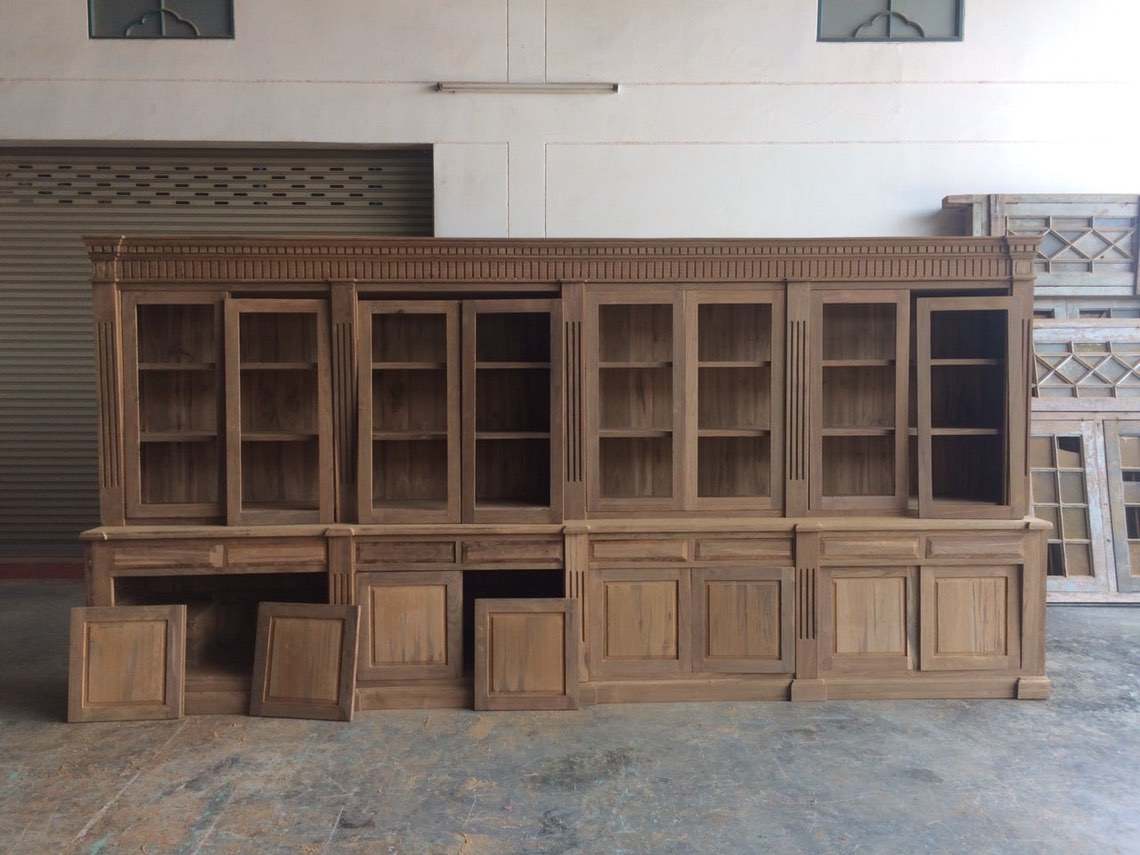 Made to Order Furniture. - Book Cases 018-01