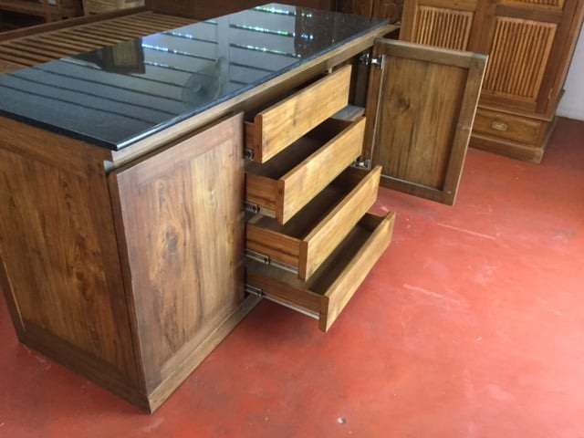 Made to Order Furniture : Cabinets - Cabs 017-01