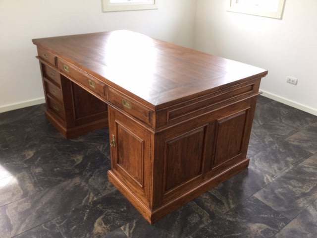 Made to Order Furniture. - Desk 015-01