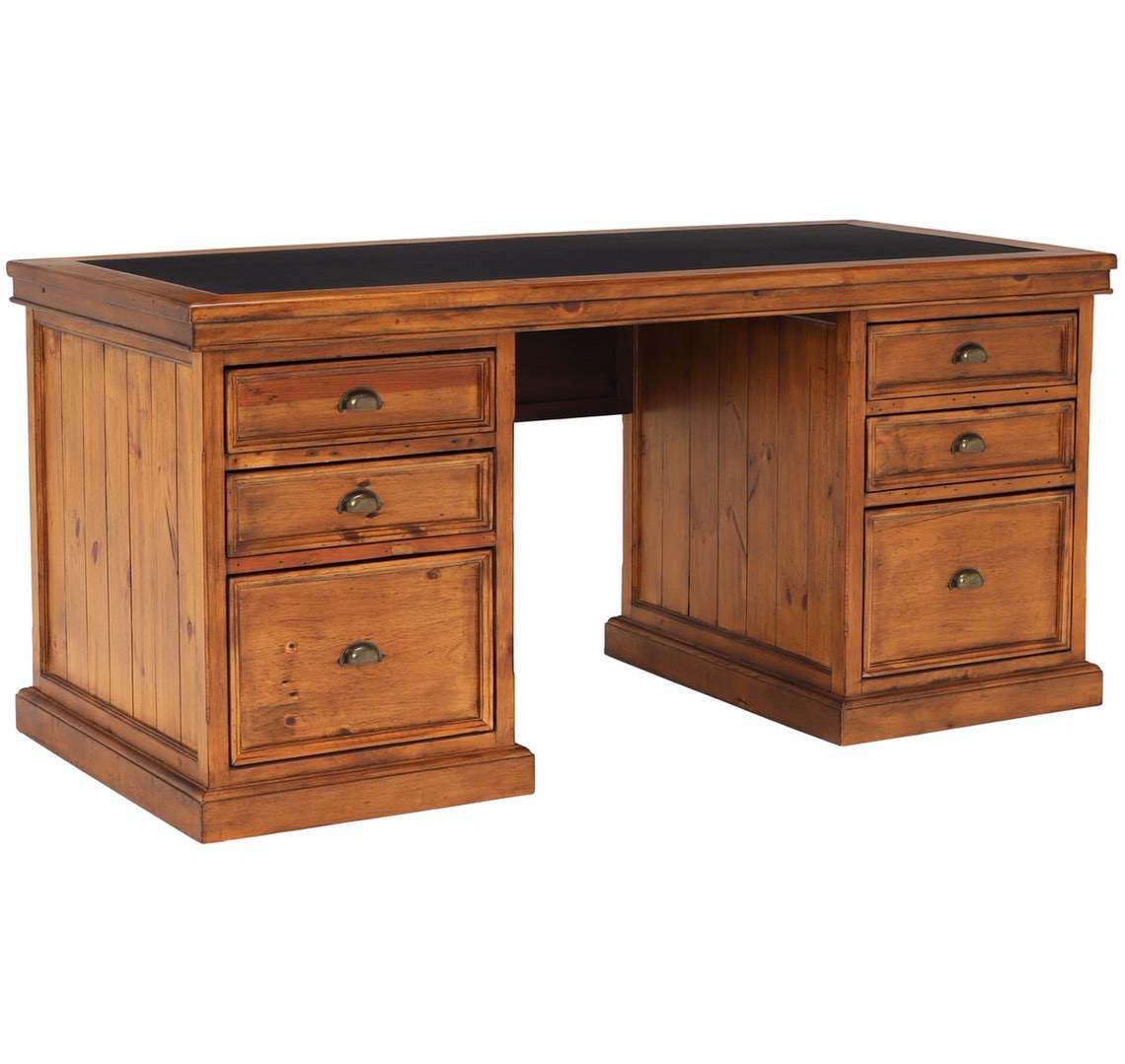 Made to Order Furniture. - Desk 026-01