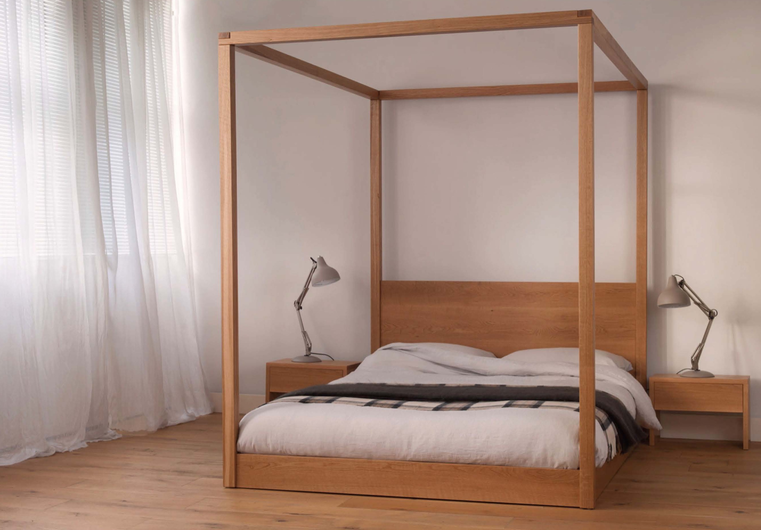 Made to Order Bedroom Furniture. - Four Poster 049